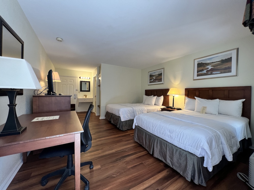 Inn at Cemetery Hill - photo 6