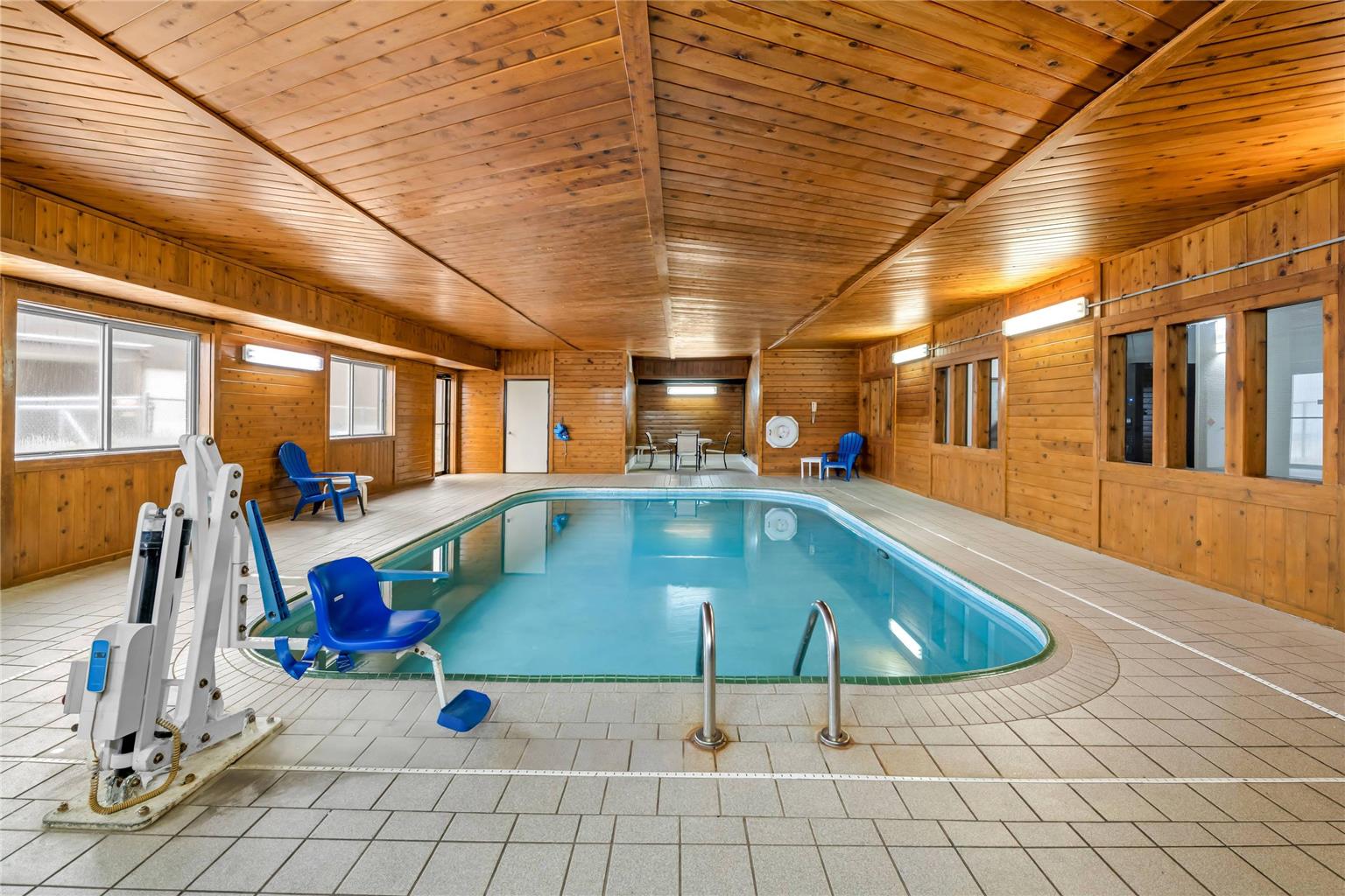 Quality Inn Dubuque on Hwy 20 - photo 45