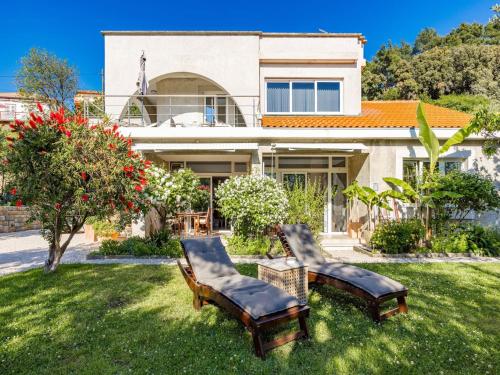 Tranquil Escape in Banjol — 4-Star Luxury Hotel in Banjol, Croatia
