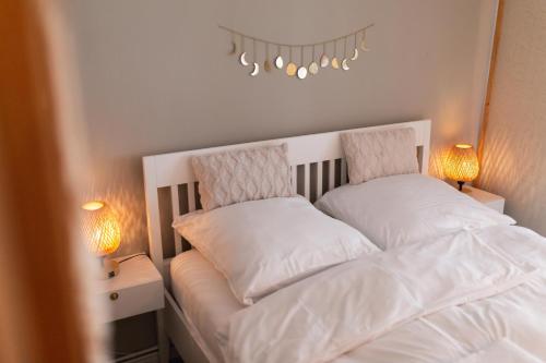 Koje Zwei I Apartment in Stadtmitte mit Parkplatz — 5-Star Luxury Hotel in Bremerhaven, Germany