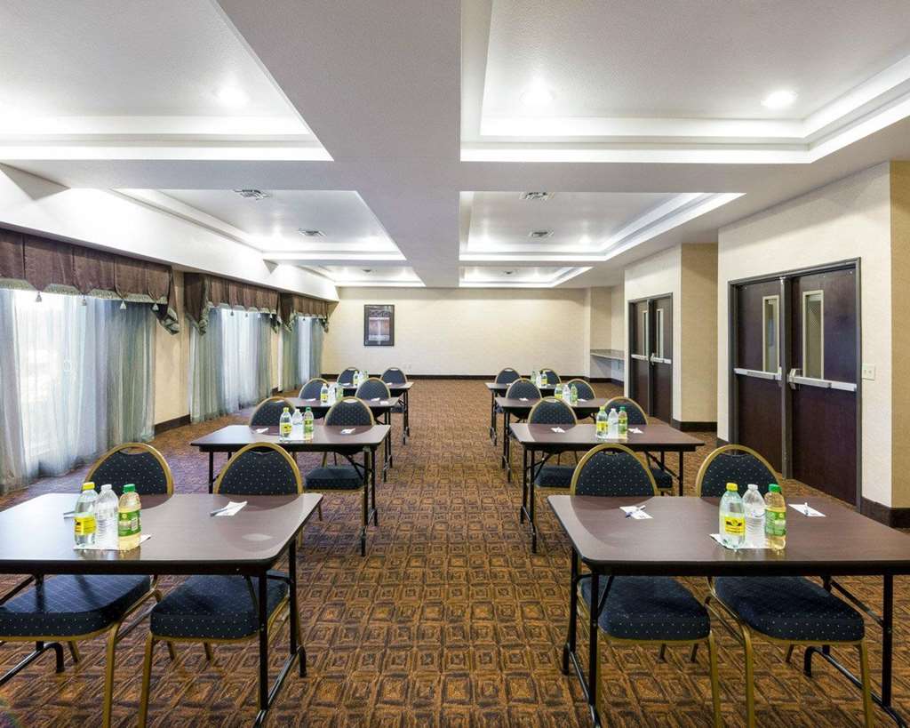 Comfort Inn & Suites Regional Medical Center - photo 25