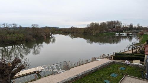 Cascarot - last minute hotel in Unknown City