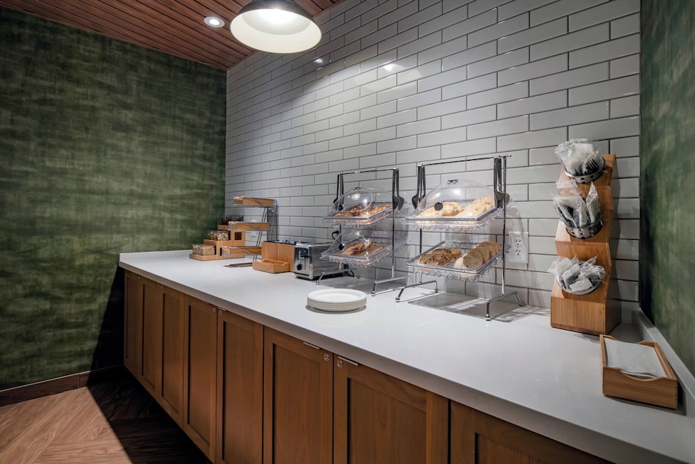 Fairfield Inn & Suites by Marriott Klamath Falls - photo 37