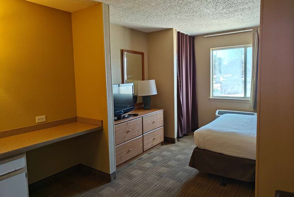 Hawthorn Extended Stay by Wyndham DFW Airport North - photo 15