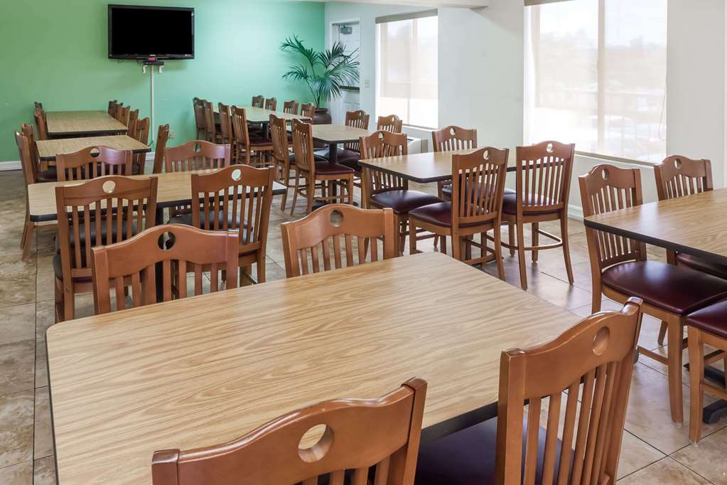 Ramada by Wyndham Oceanside - photo 14