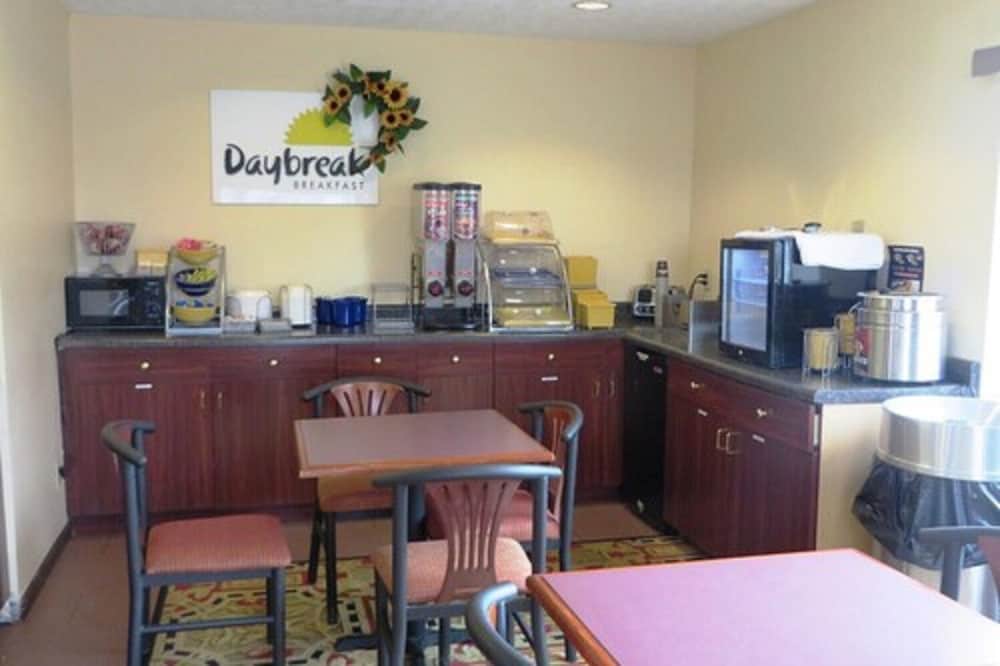 Days Inn by Wyndham Plainfield - photo 28