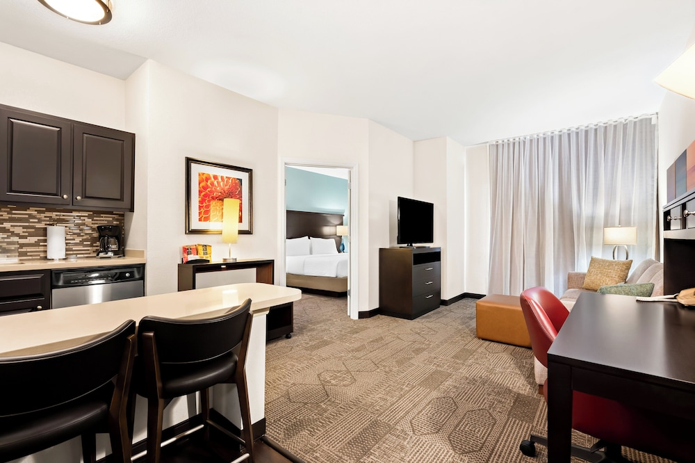 Staybridge Suites Cincinnati North by IHG - photo 36