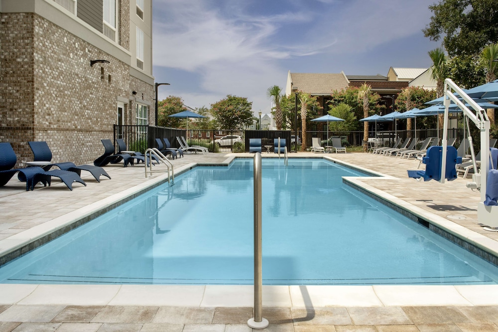 Hilton Garden Inn Pensacola Downtown - photo 27