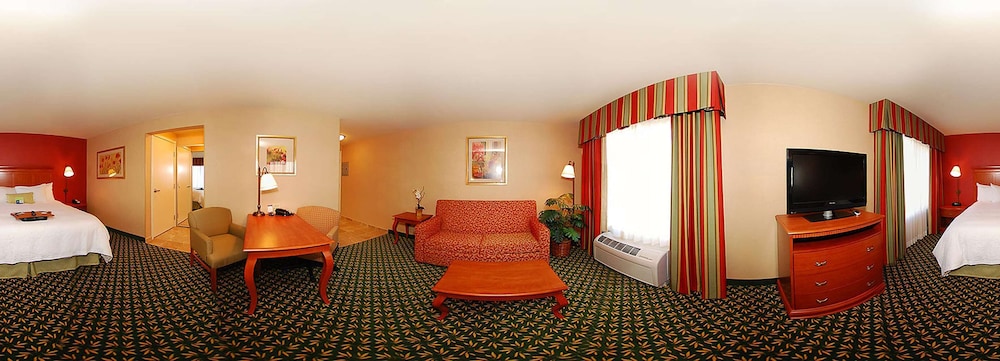 Hampton Inn & Suites Casper - photo 11