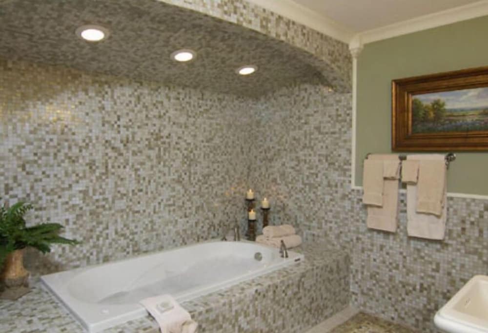 Hillwinds Inn - photo 23