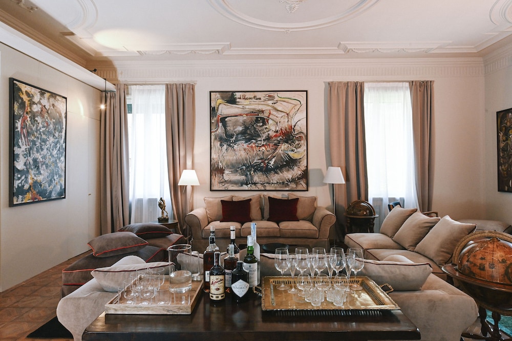 Ada Home — 4-Star Luxury Hotel in Rome, Italy