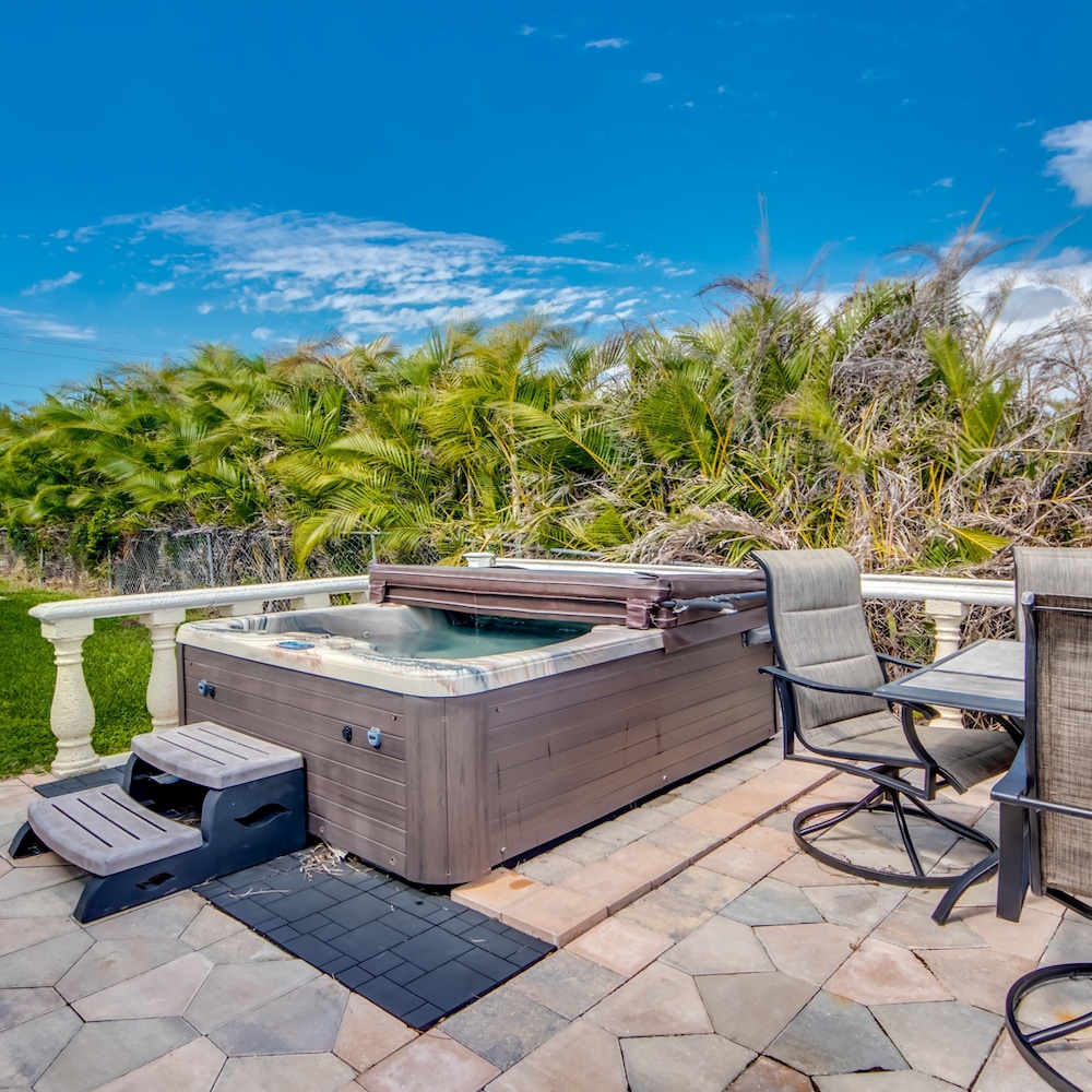 Golden Globe luxury on the canal with poolspa - photo 42