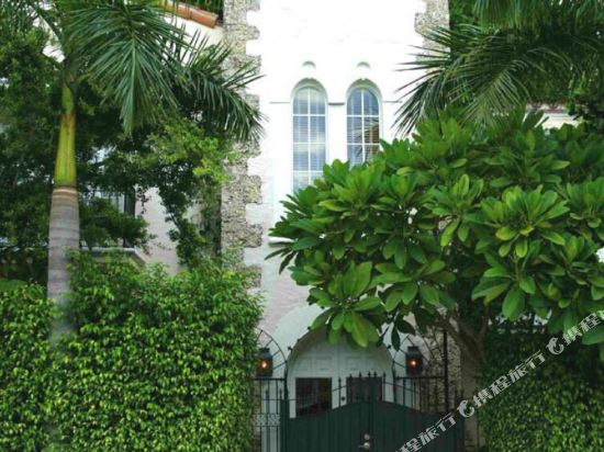 Casa Tua Hotel — 4-Star Luxury Hotel in Miami Beach, United States