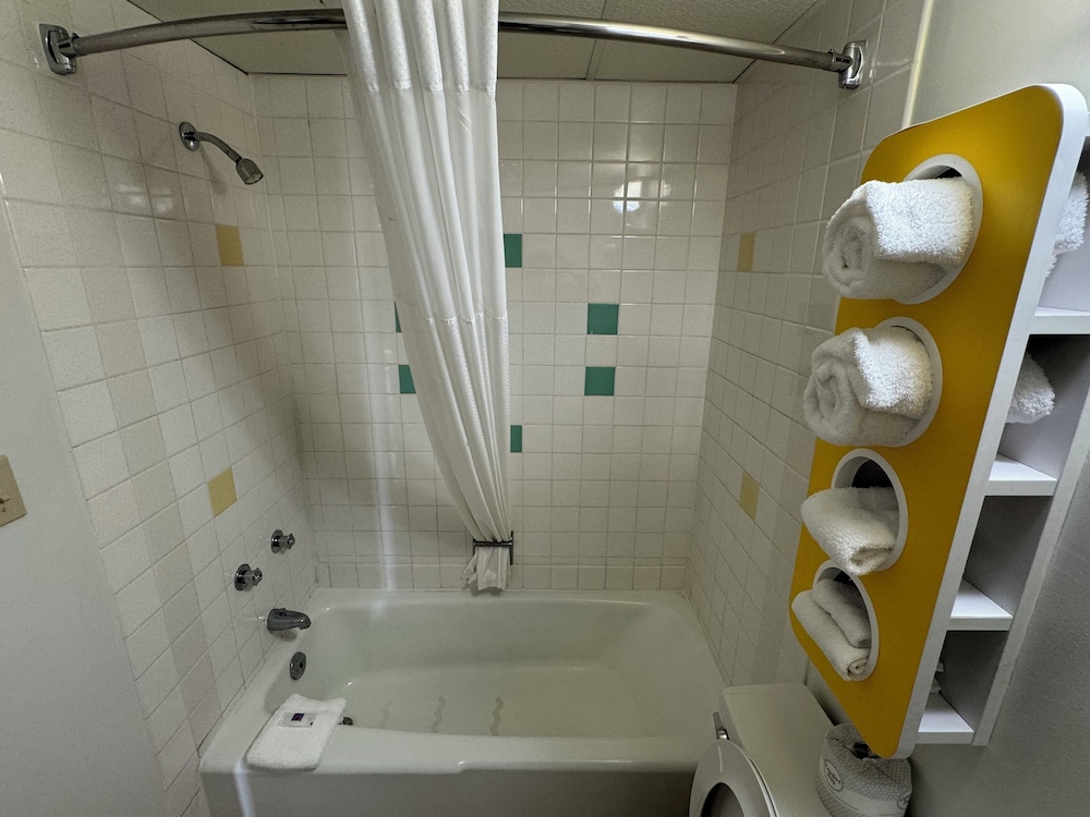 Motel 6 Butte MT Historic City Center - photo 16