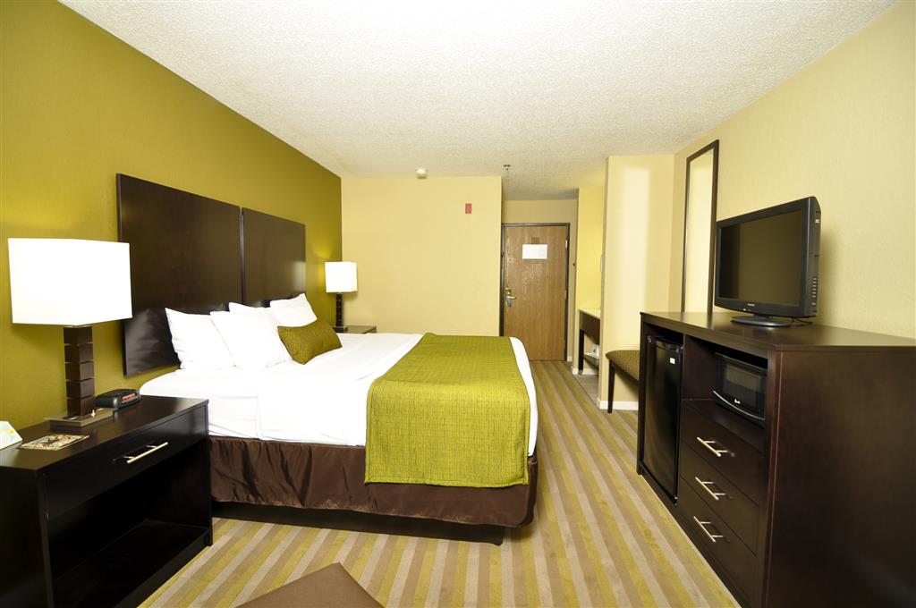 Best Western Norwalk - photo 21