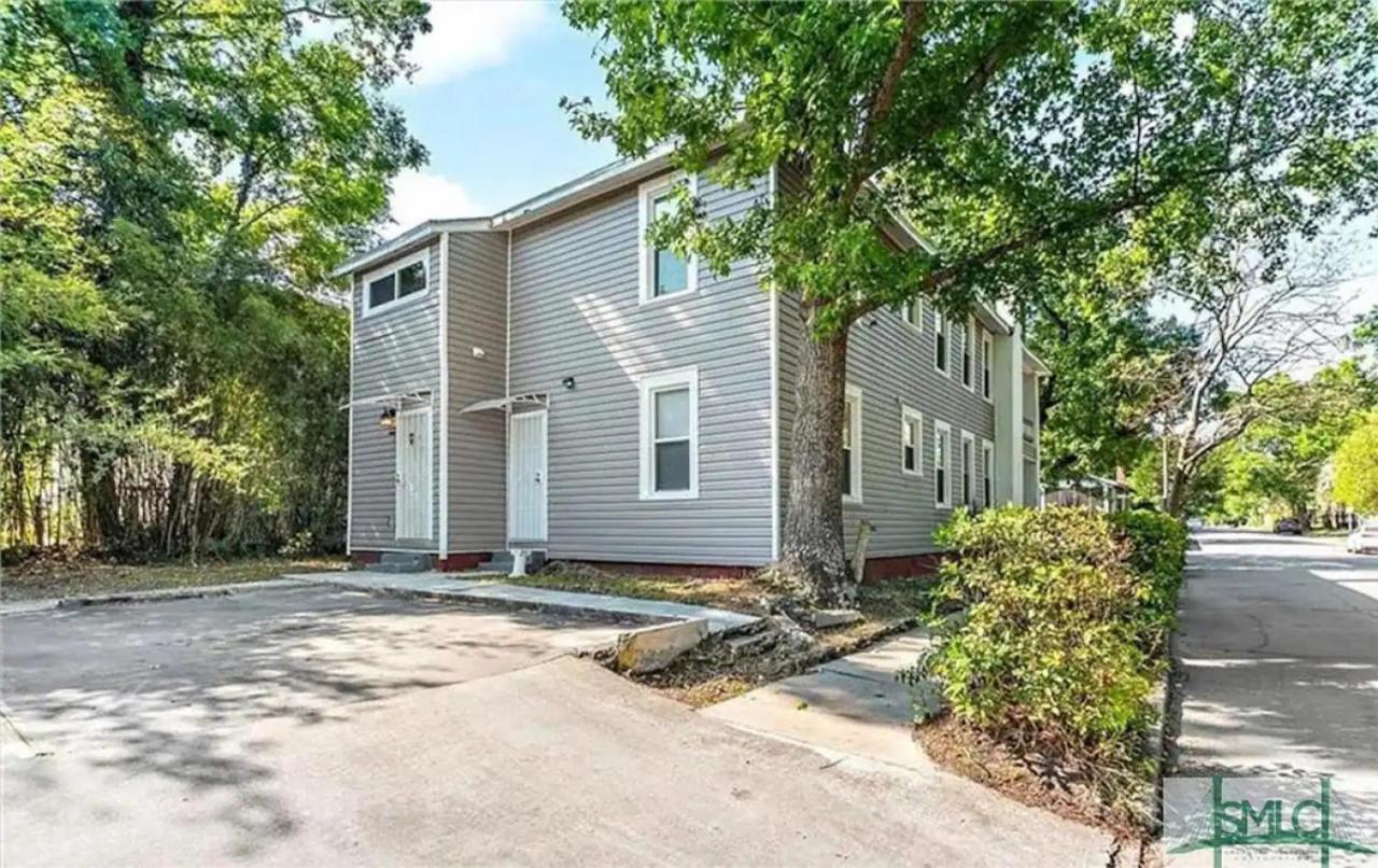 Southern Charm at its Best near South Historic District in Savannah, United States