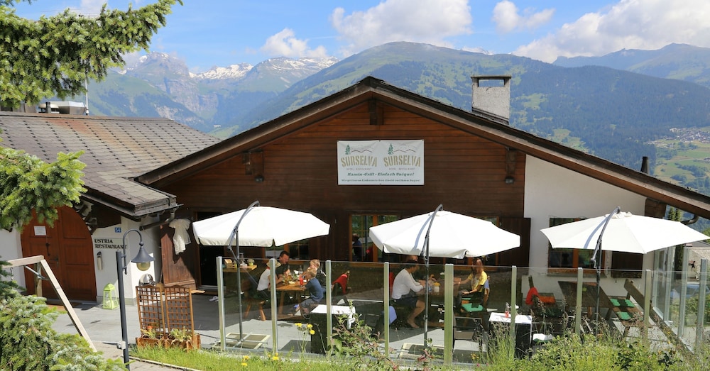 Hotel Restaurant Surselva — hotel in Domat