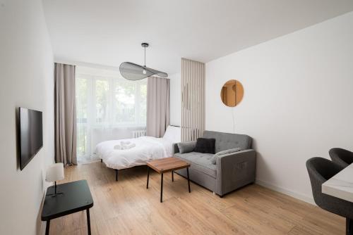 Broniewskiego Comfort Flow Apartment by Bookinghost — 4-Star Luxury Hotel in Warsaw, Poland