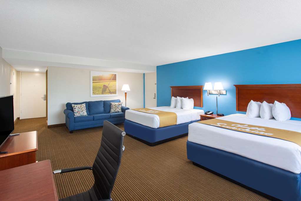 Days Inn & Suites by Wyndham Tallahassee Conf Center I 10 - photo 14