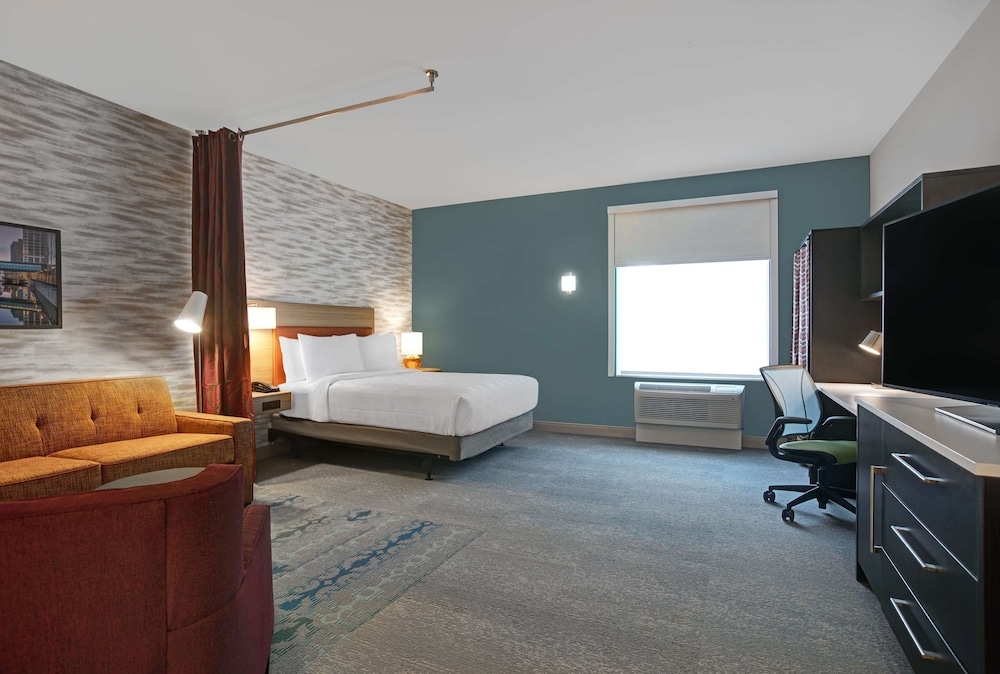 Home2 Suites by Hilton Milwaukee Downtown - photo 14