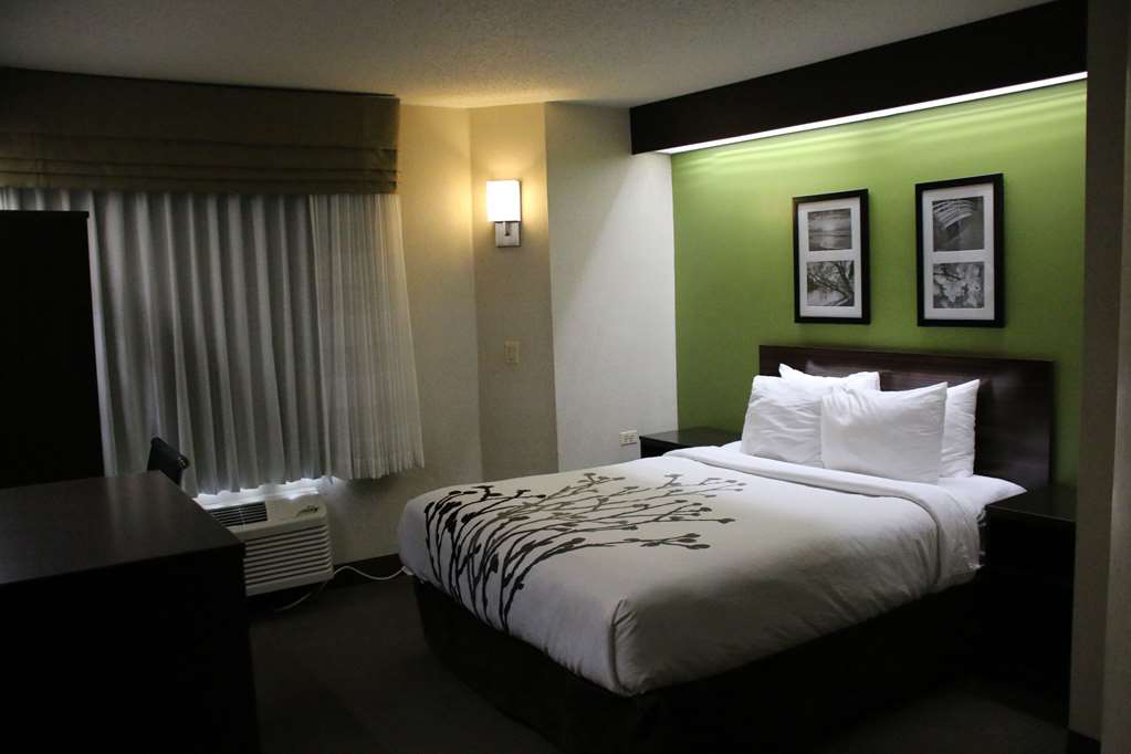 Sleep Inn near Great Lakes Naval Base - photo 3