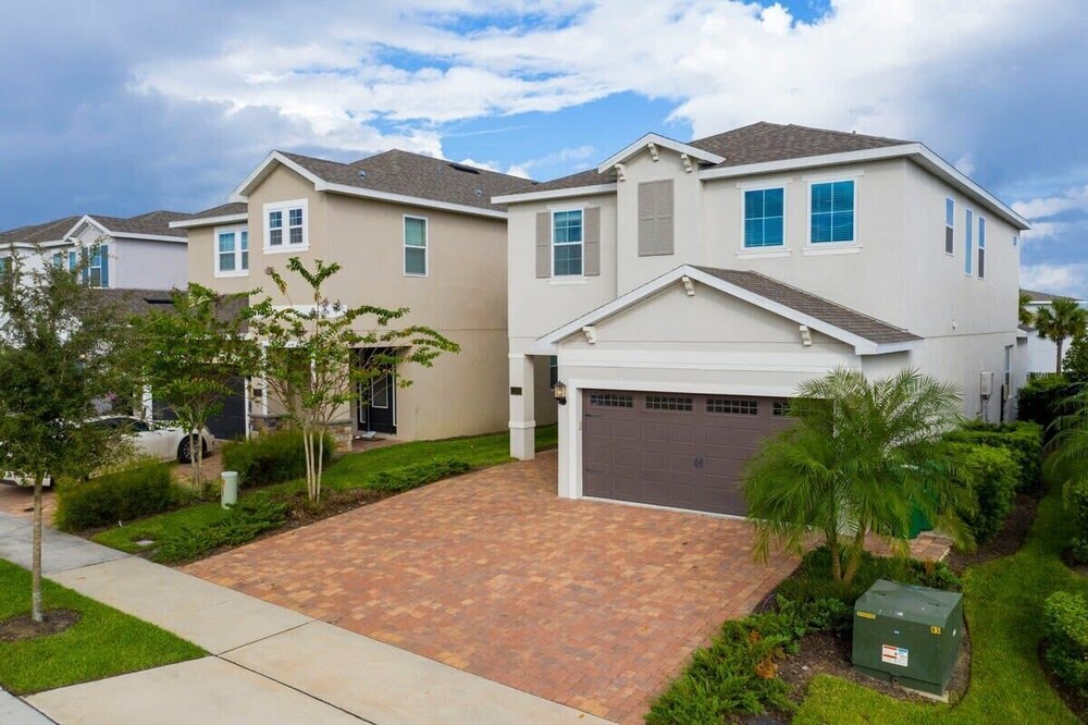 Luxurious 5Bd Single Family w Pool&Jacuzzi @Encore Resort 7432 - photo 46