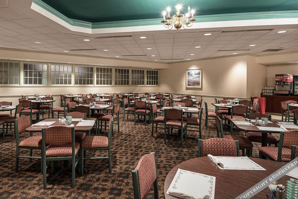 Clarion Hotel & Conference Center - photo 15