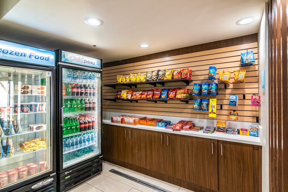 Holiday Inn Express & Suites Camarillo by IHG - photo 32