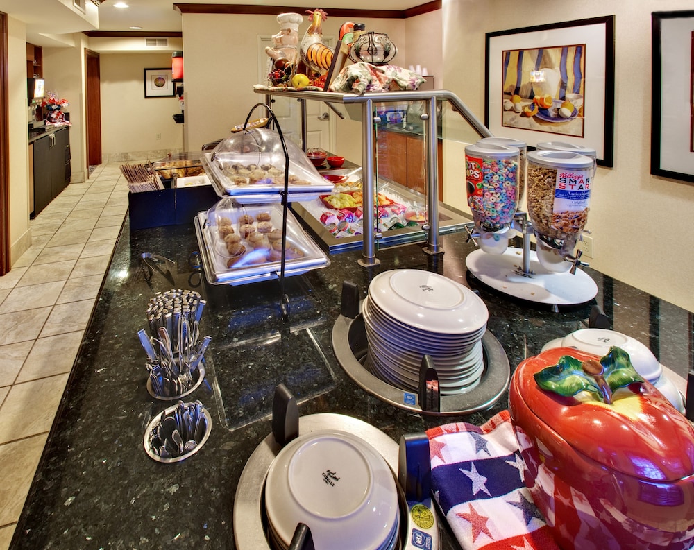 Staybridge Suites Davenport by IHG - photo 40