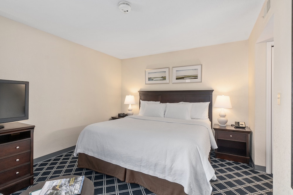 Residences at Daniel Webster - photo 11