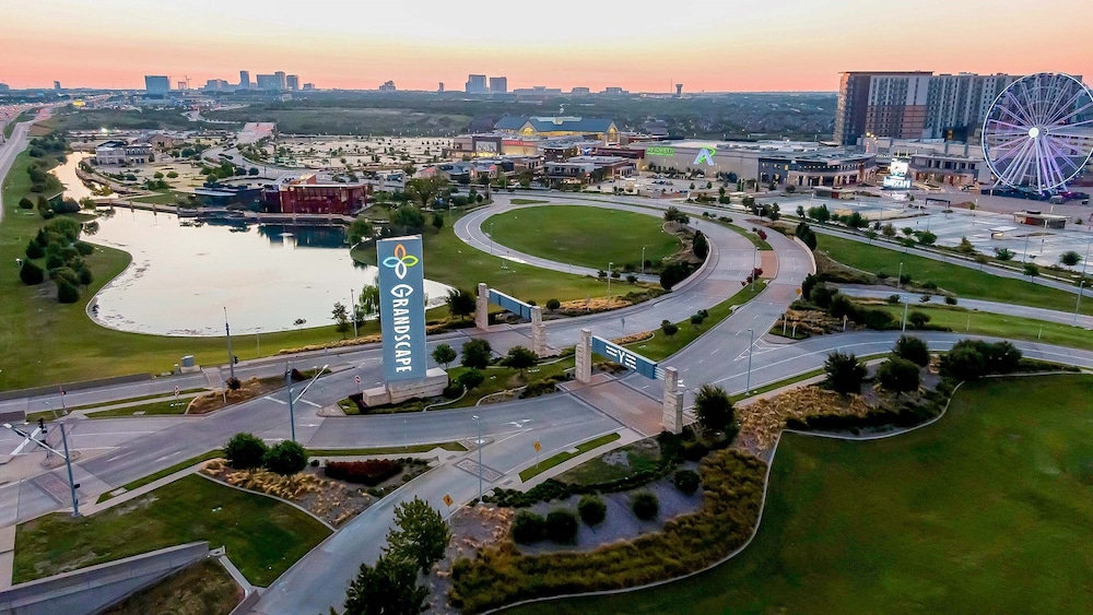 Staybridge Suites Plano North Frisco by IHG - photo 44