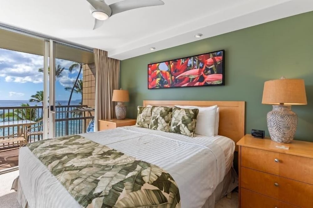 Mana Kai Maui Resort #405c 2 Bedroom Condo - photo 2