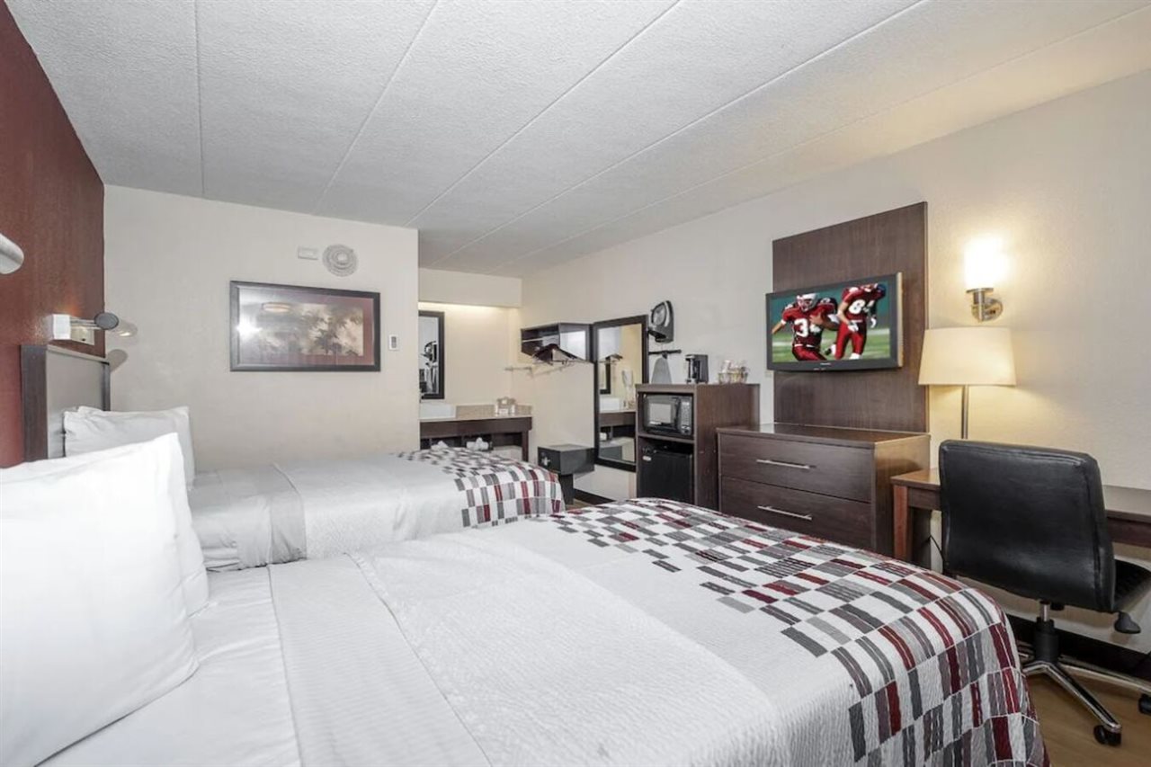Red Roof Inn Mt Laurel - photo 5
