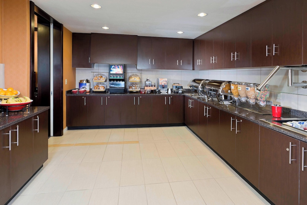 Residence Inn Bismarck North - photo 21