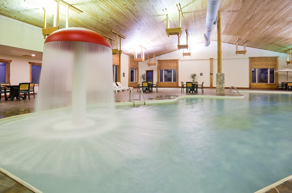 Holiday Inn Express Munising Lakeview by IHG - photo 26