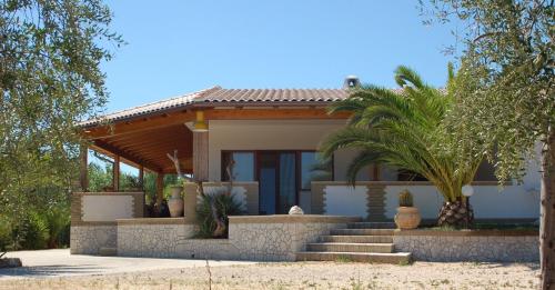 Villa Tiarè — 4-Star Luxury Hotel in Vieste, Italy