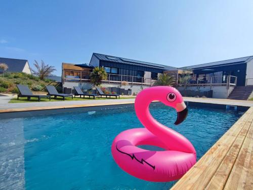 Les Suites du Littoral Gites Proche Mer Piscine SPA — hotel in Plouezec