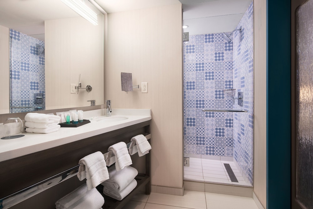The Westin Cleveland Downtown - photo 25