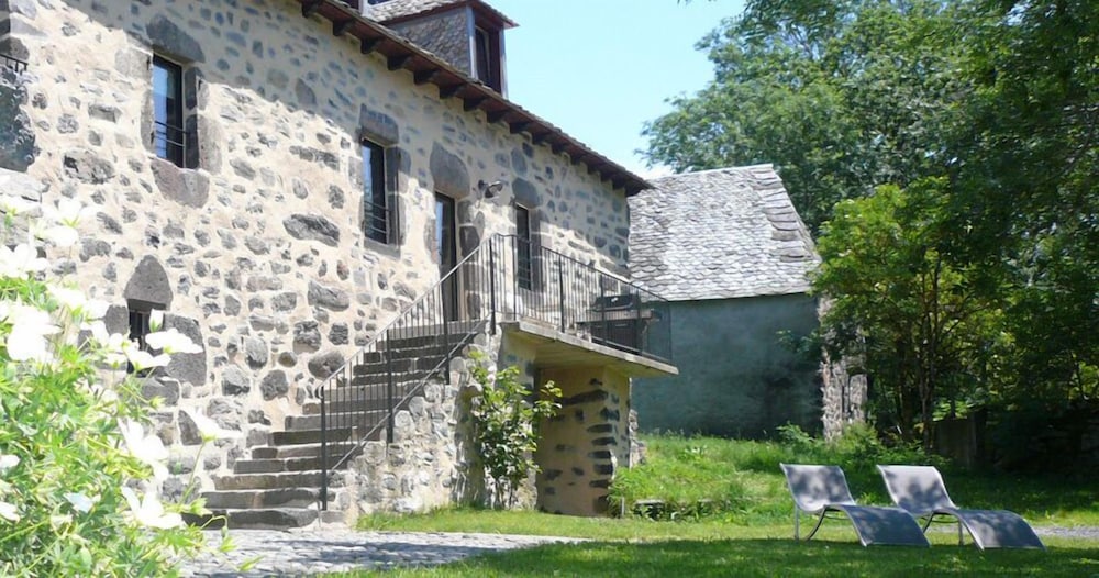 Aux Caprices D Aubrac — Laguiole