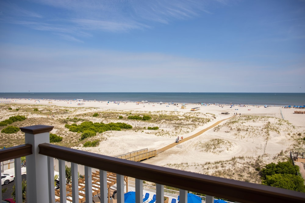 Regal Plaza Beach Resort - photo 29