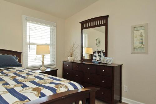 This Is It by Oak Island Accommodations - photo 41