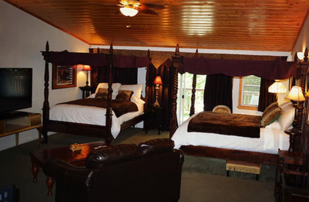Echo Canyon Spa Resort - photo 25