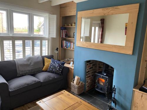 Lychgate view cottage — Aldbrough — photo 4