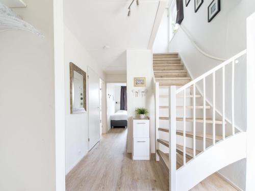 Semi detached house near Noord Beveland Beach — 4-Star Luxury Hotel in Kamperland, Netherlands
