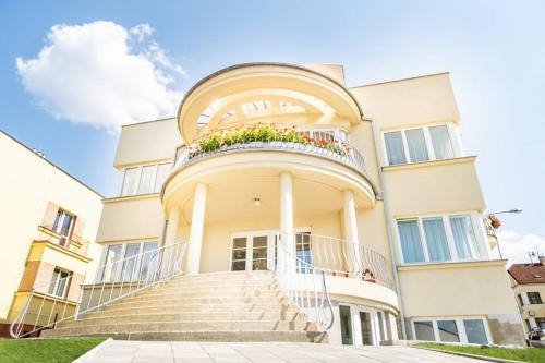 Vila Eva — 4-Star Luxury Hotel in Luhacovice, Czech Republic