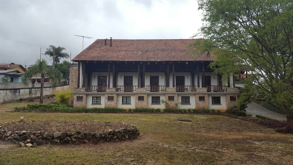Pousada Vale Das Hort ncias in Campo Largo, Brasil
