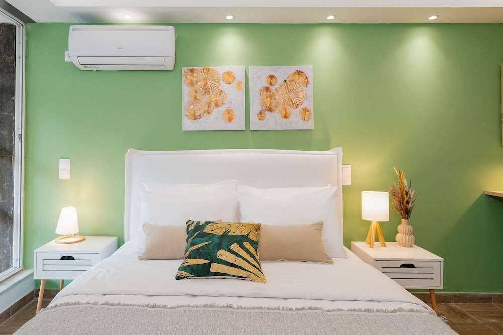 Phaedrus Living The Emerald Studio — 4-Star Luxury Hotel in Athens, Greece