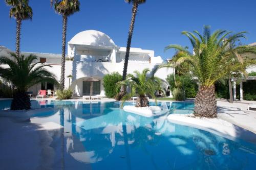 Villaggio dei Pellicani Apartments — 4-Star Luxury Hotel in Lido Di Jesolo, Italy