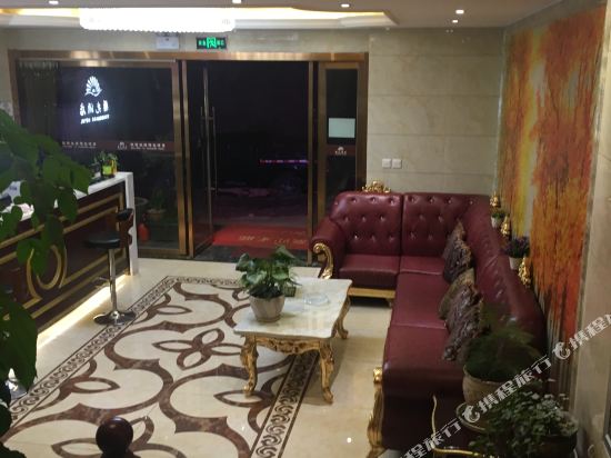 Sunshine Hotel — hotel in Shuangjiang