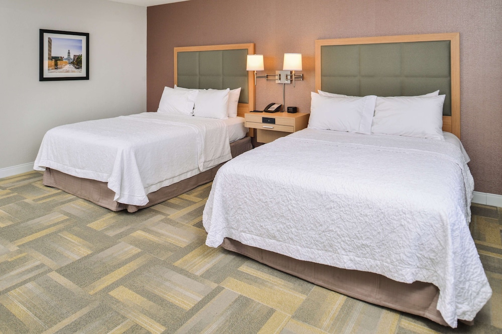 Hampton Inn & Suites Altoona Des Moines - photo 26